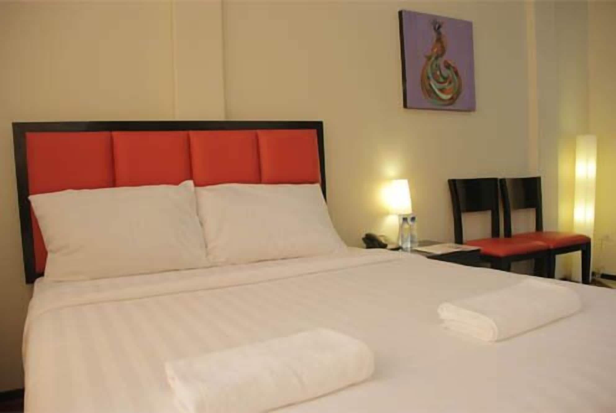 Arabelle Suites Tagbilaran City Ngoại thất bức ảnh