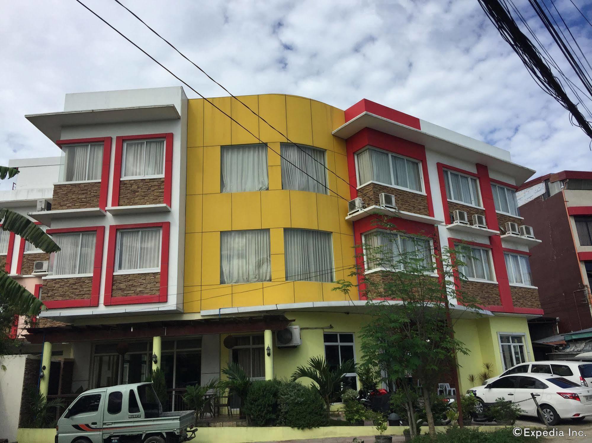 Arabelle Suites Tagbilaran City Ngoại thất bức ảnh